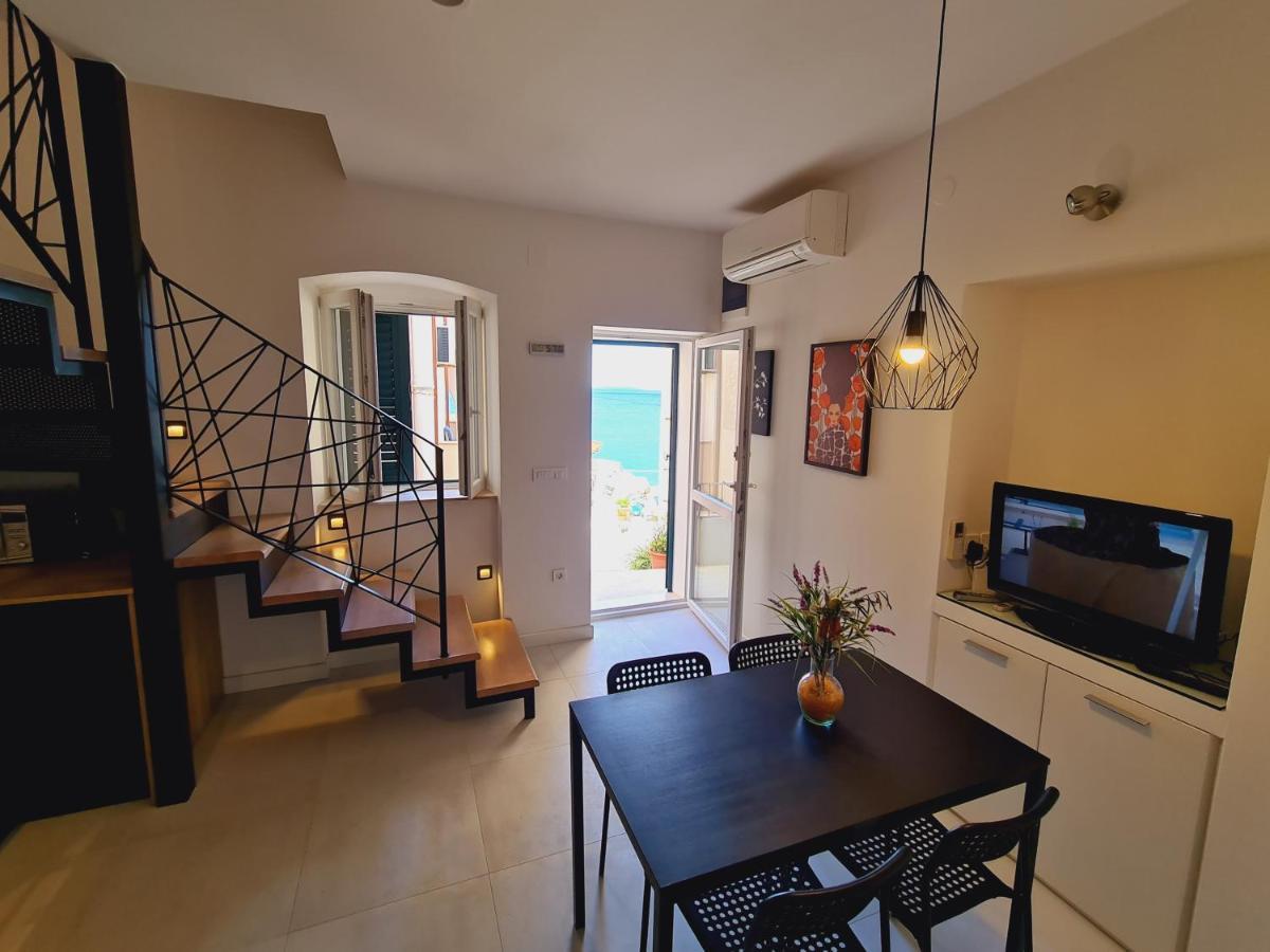 Beach Apartment Renco Sumpetar Ngoại thất bức ảnh