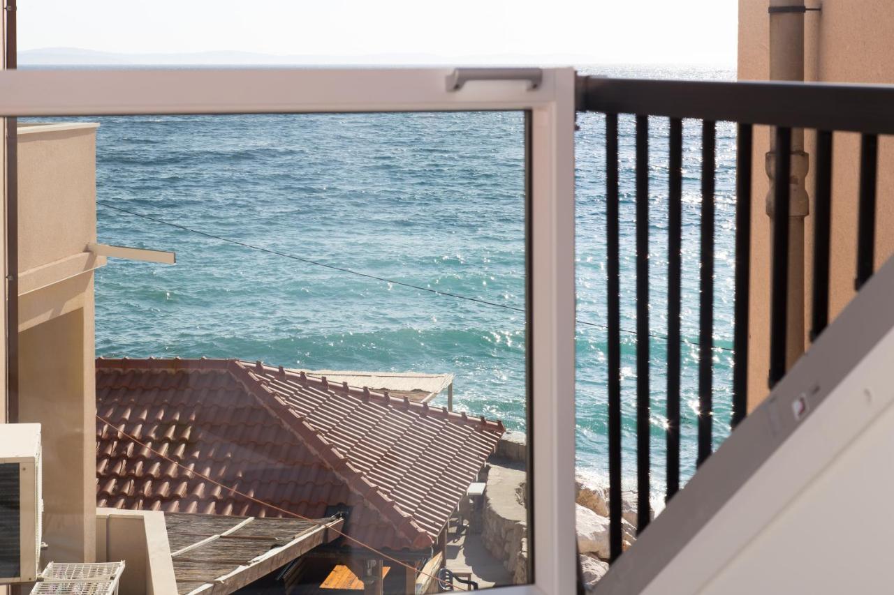 Beach Apartment Renco Sumpetar Ngoại thất bức ảnh